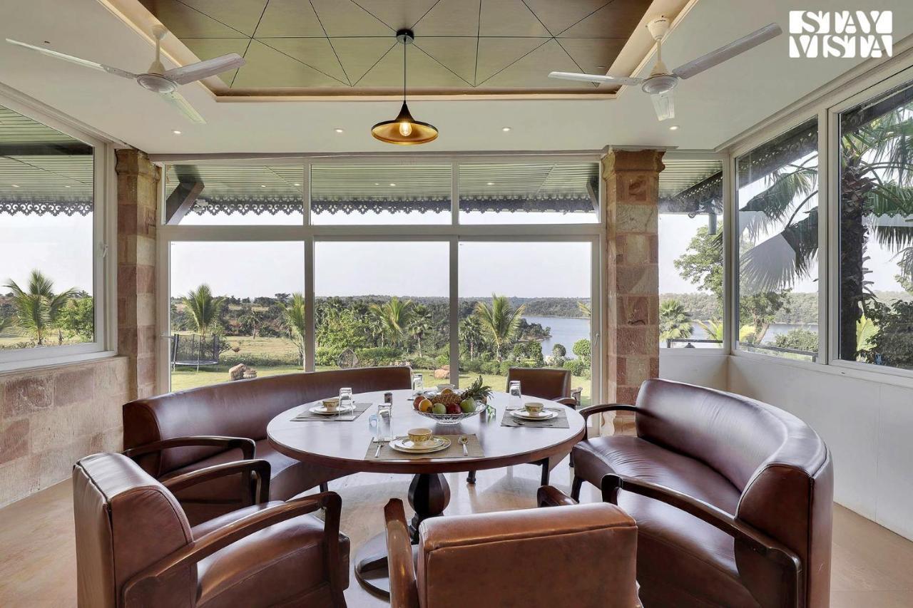 Stayvista'S Lakeside Whispers - Lake & Mountain-View Villa With Lawn & Indoor-Outdoor Games Nagpur Exteriör bild